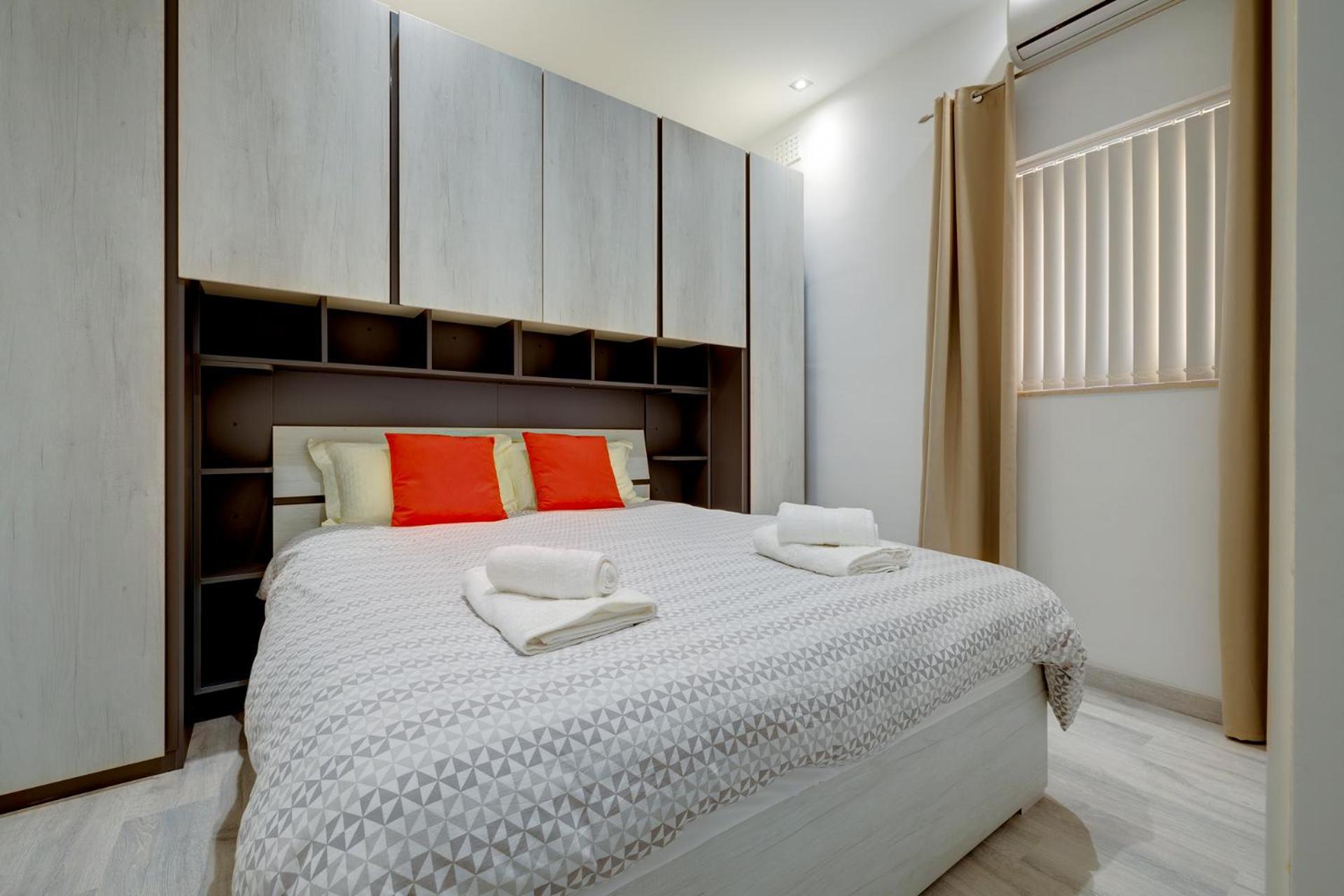 Stylish 2br Steps To The Promenade * Sliema