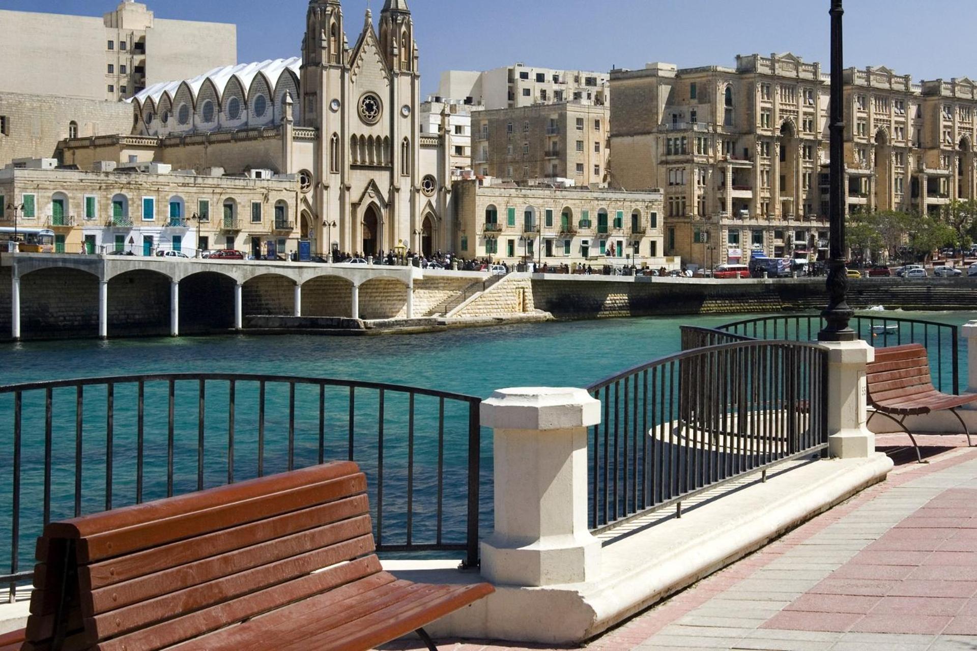Appartement Stylish 2br Steps To The Promenade Sliema