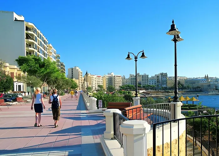 Stylish 2Br Apartment Steps To The Promenade